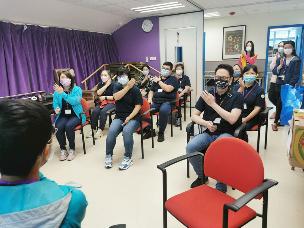 舉辦“動(dòng)起來(lái)”之抗疫同行大使活動(dòng)